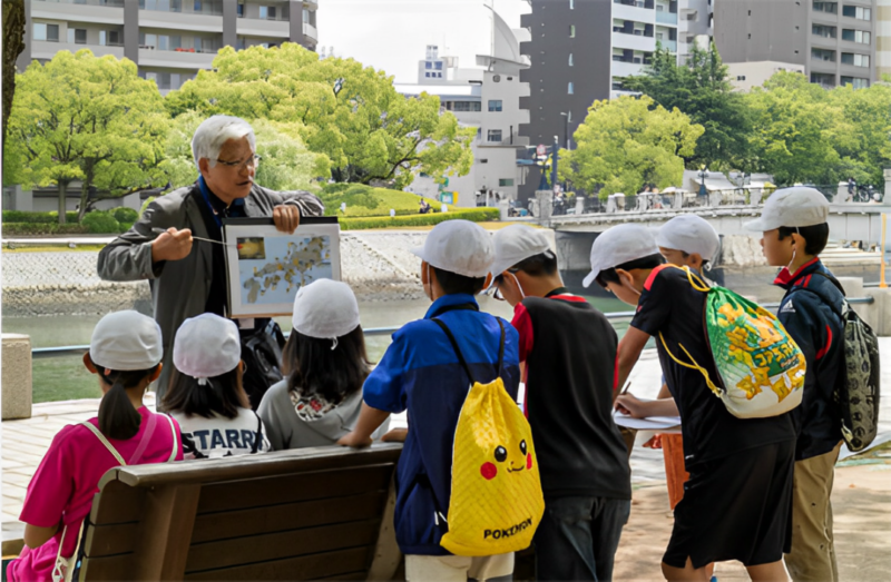 本気で学ぶブログ収益化講座 | 高齢者がボランティアで稼ぐメリットとデメリット・収入と給料を本音で紹介